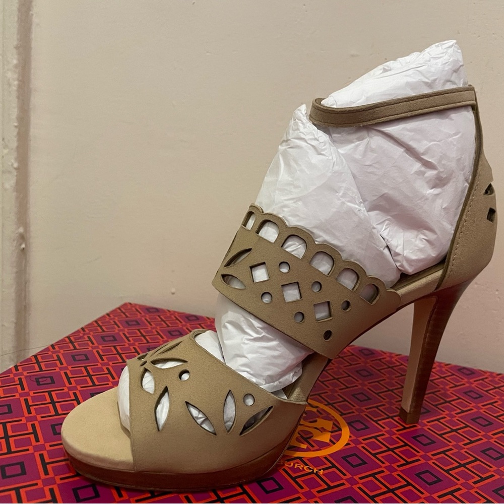 ❌SOLD❌Tory Burch May Perforated Ankle Strap Open Toe Heels